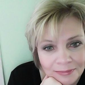 Meet your Posher, Charlene